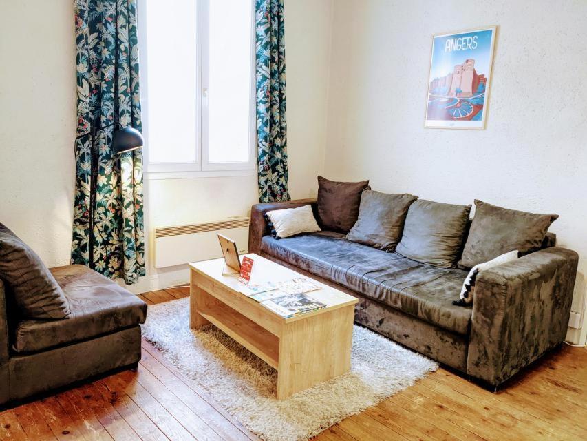 Coeur De Ville Appartement Meuble Анже Экстерьер фото